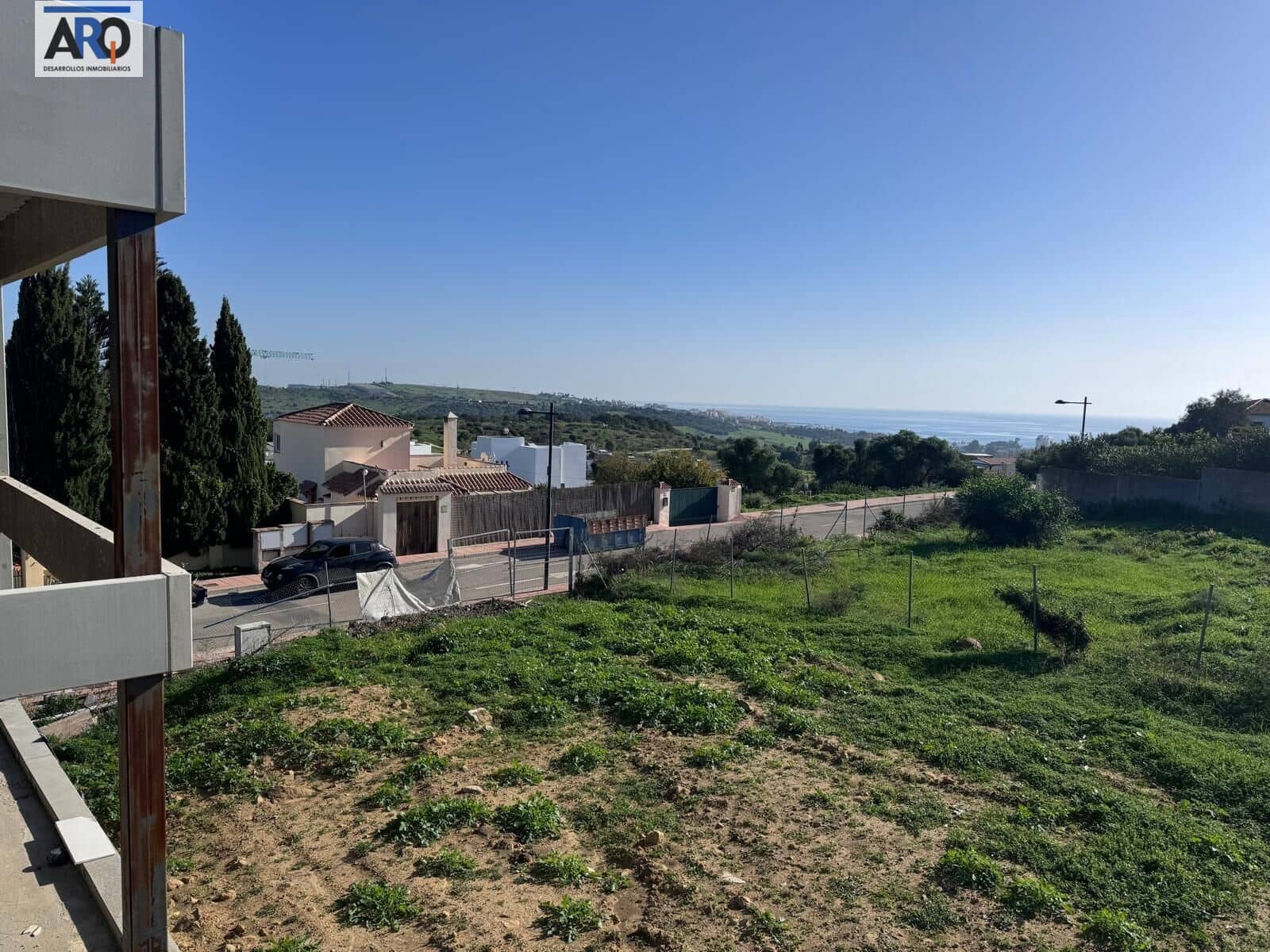 3 makuuhuone Huvila myytävänä paikassa Estepona mukana uima-altaan 
autotalli - 1 200 000 € (Ref: 8687707)