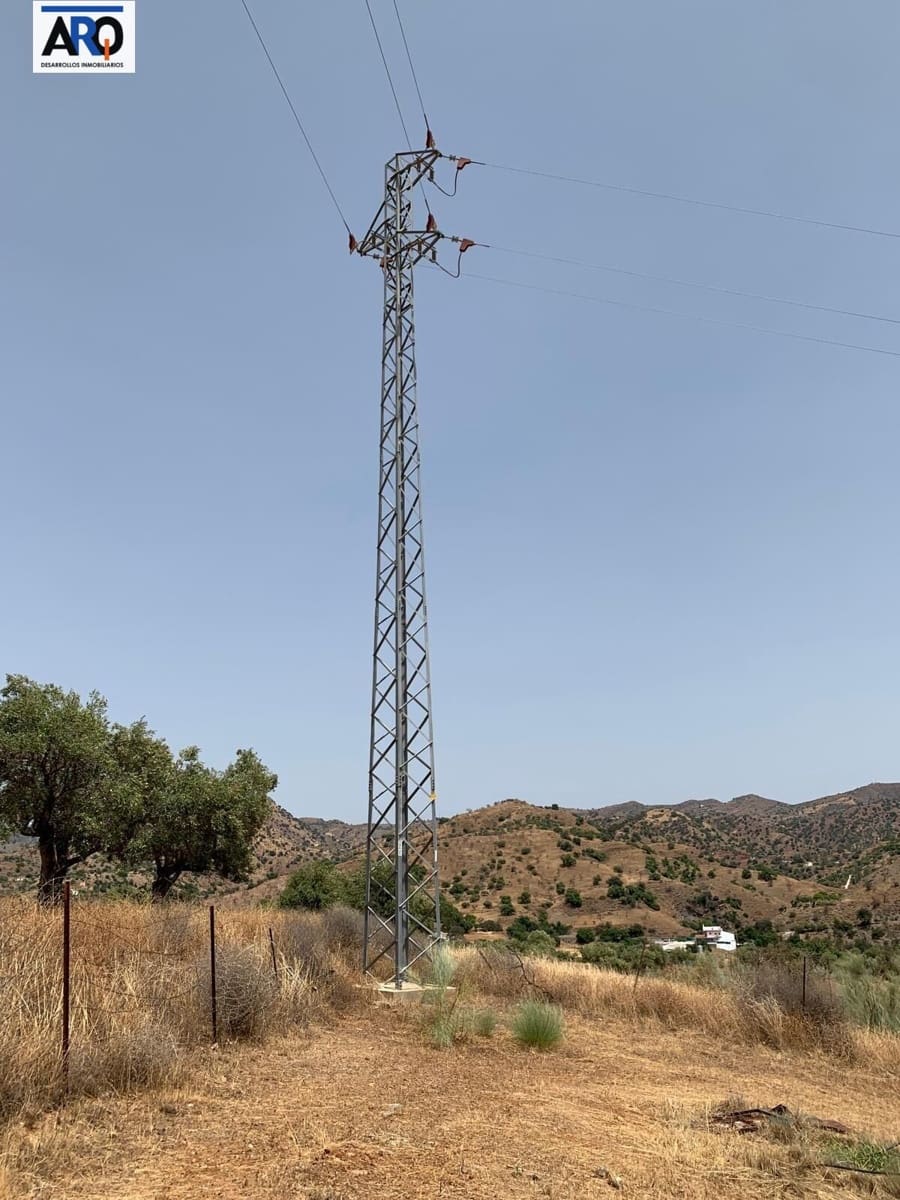 Grunde uden byggetilladelser til salg i Puerto de la Torre - € 1.150.000 (Ref: 9262515)