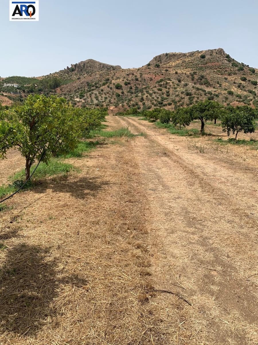 Grunde uden byggetilladelser til salg i Puerto de la Torre - € 1.150.000 (Ref: 9262515)