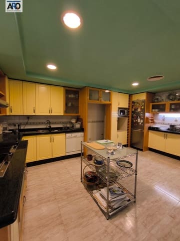 5 makuuhuone Huoneisto myytävänä paikassa Lorca - 547 000 € (Ref: 9276274)