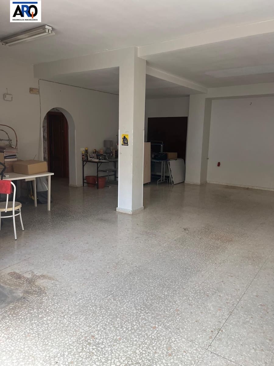 7 soverom Kommersiell til salgs i Malaga by med garasje - € 1 350 000 (Ref: 9301000)