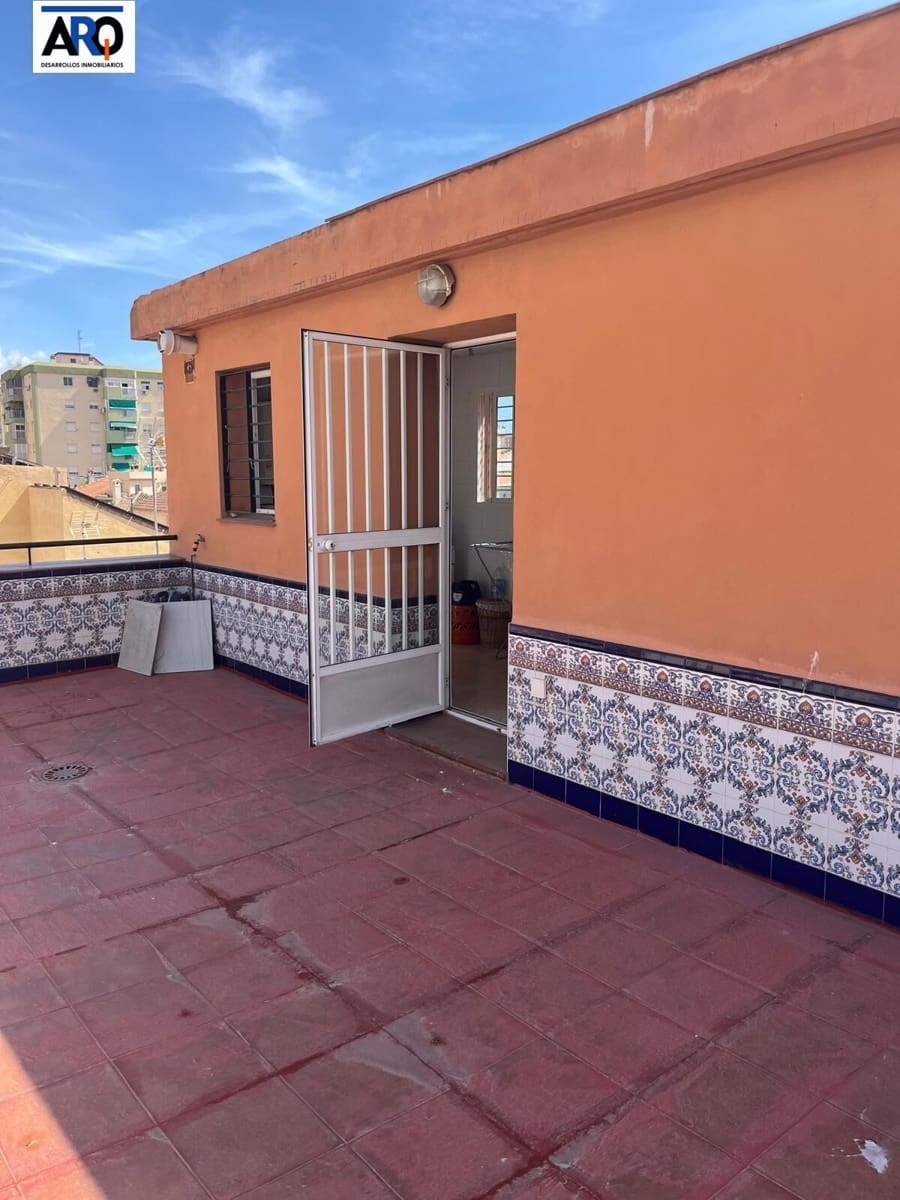 7 soverom Kommersiell til salgs i Malaga by med garasje - € 1 350 000 (Ref: 9301000)