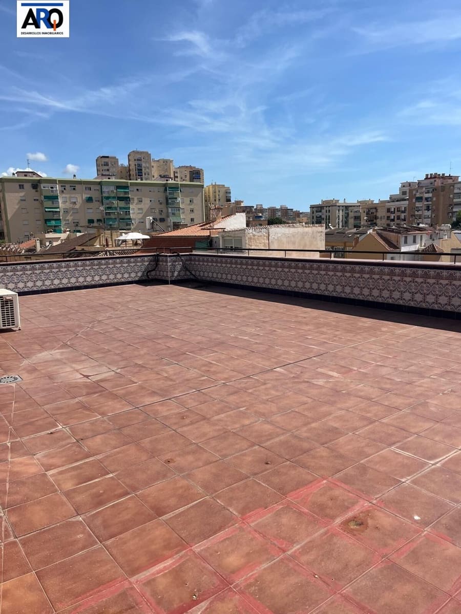 7 soverom Kommersiell til salgs i Malaga by med garasje - € 1 350 000 (Ref: 9301000)