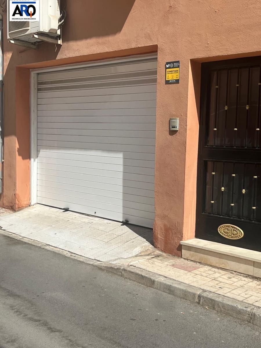 7 soverom Kommersiell til salgs i Malaga by med garasje - € 1 350 000 (Ref: 9301000)