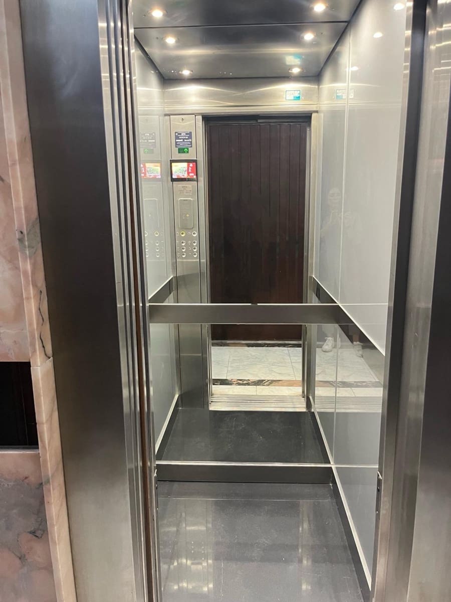 3 sovrum Takvåning till salu i Malaga stad med garage - 1 495 000 € (Ref: 9400870)