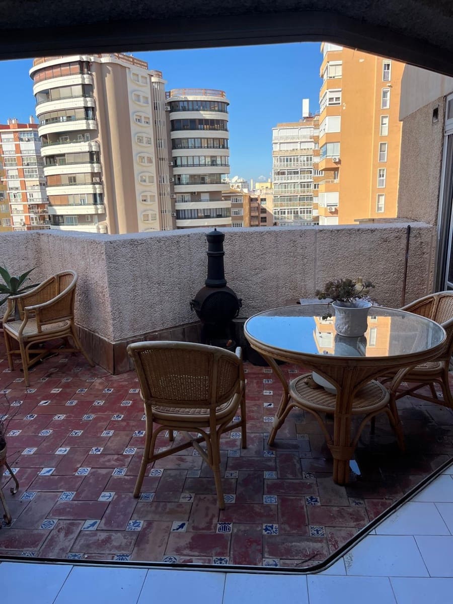 3 sovrum Takvåning till salu i Malaga stad med garage - 1 495 000 € (Ref: 9400870)