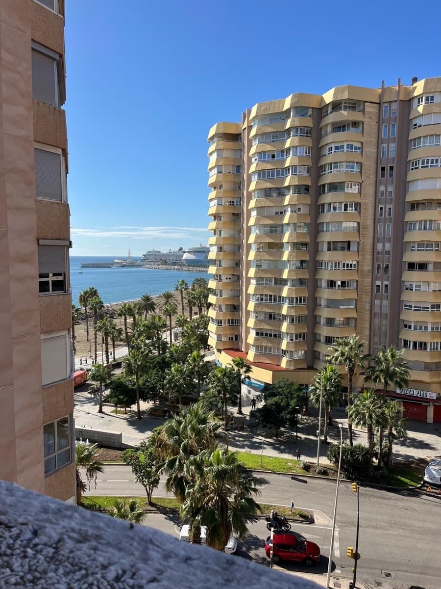 3 sovrum Takvåning till salu i Malaga stad med garage - 1 495 000 € (Ref: 9400870)