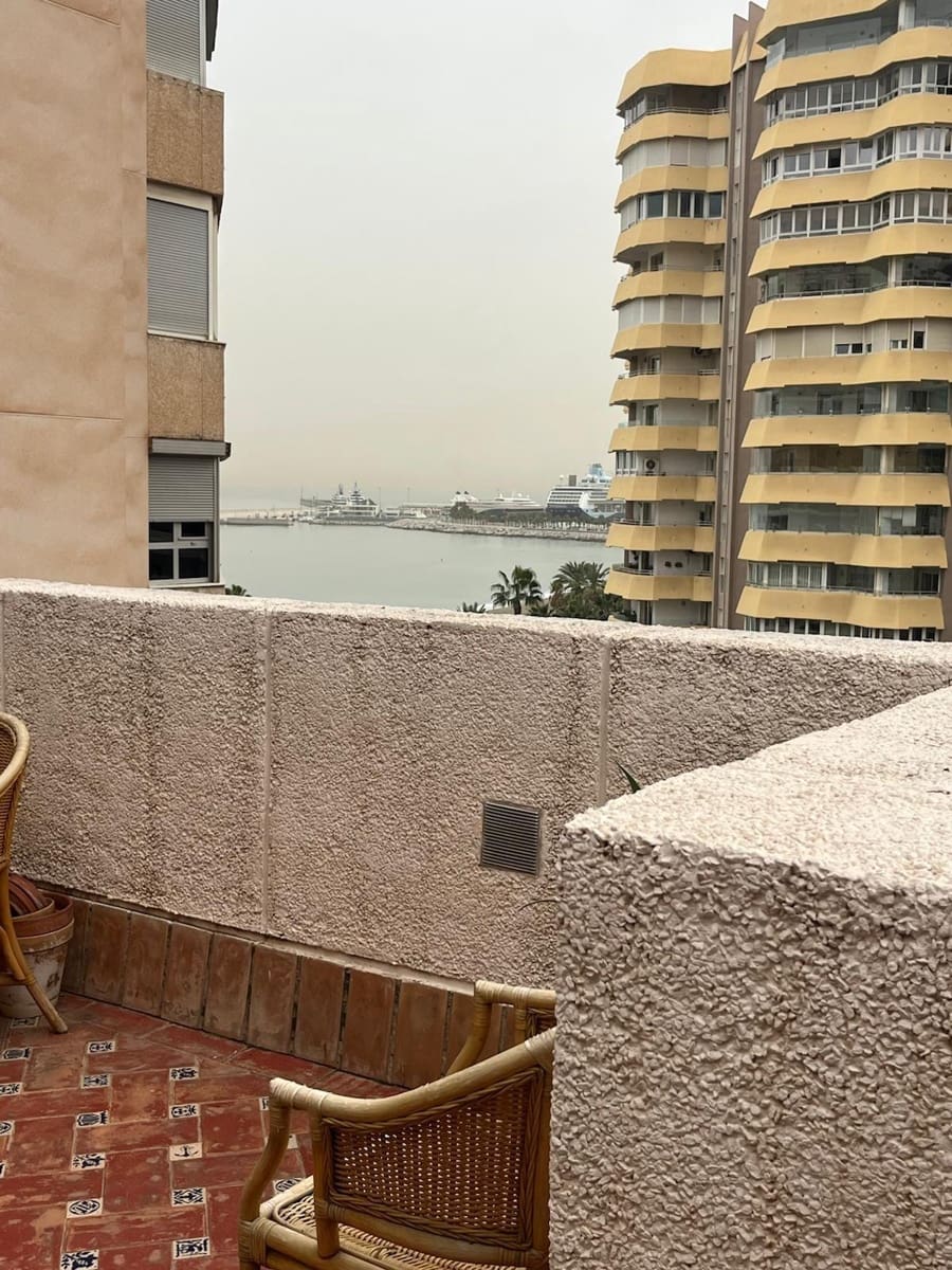 3 sovrum Takvåning till salu i Malaga stad med garage - 1 495 000 € (Ref: 9400870)