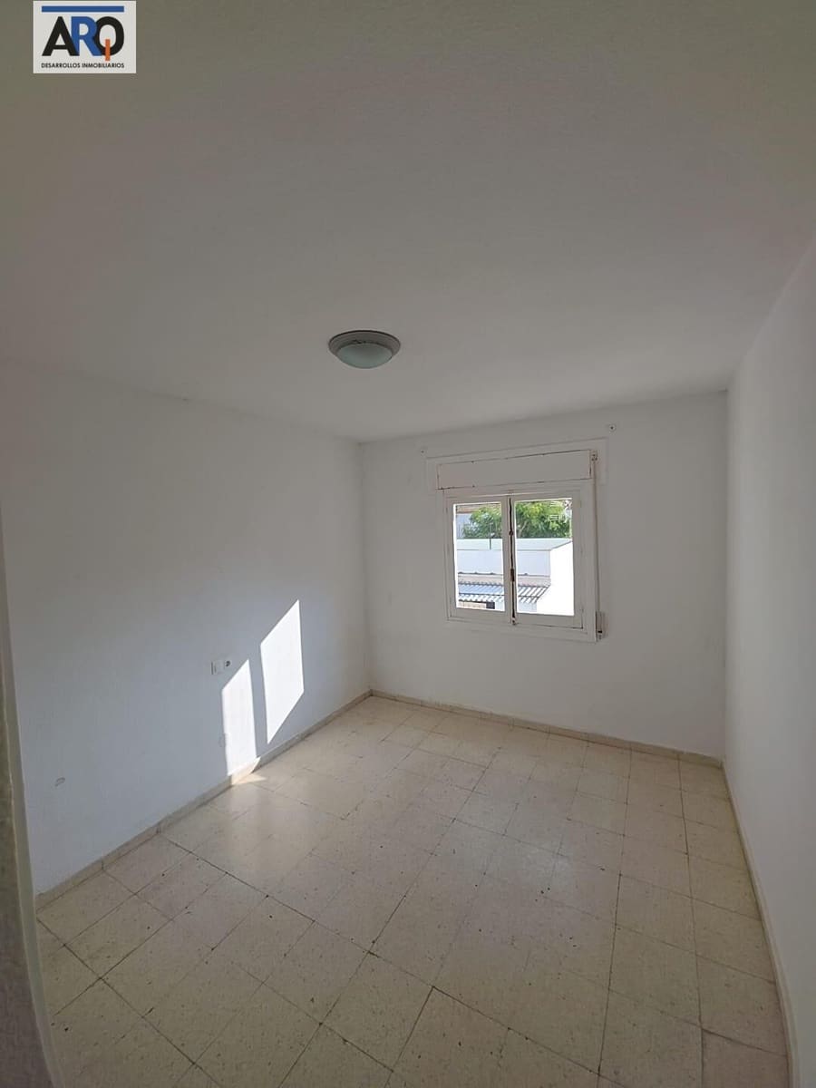 Piso de 4 habitaciones en Fuengirola en venta - 320.000 € (Ref: 9450209)
