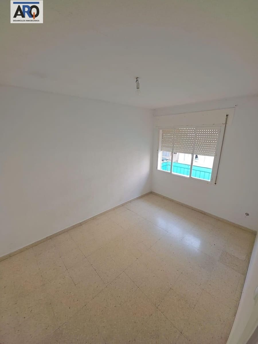 Piso de 4 habitaciones en Fuengirola en venta - 320.000 € (Ref: 9450209)
