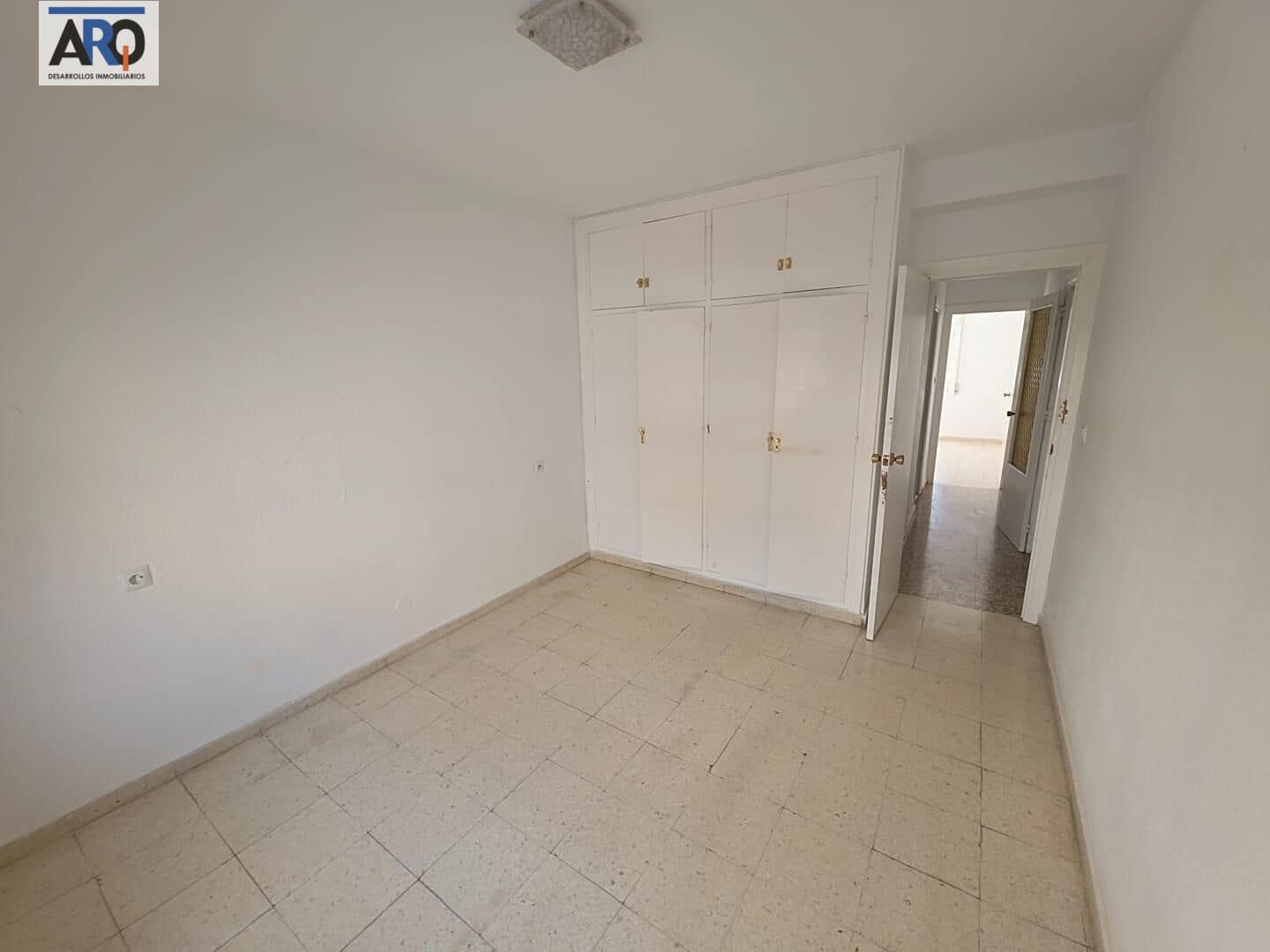 Piso de 4 habitaciones en Fuengirola en venta - 320.000 € (Ref: 9450209)