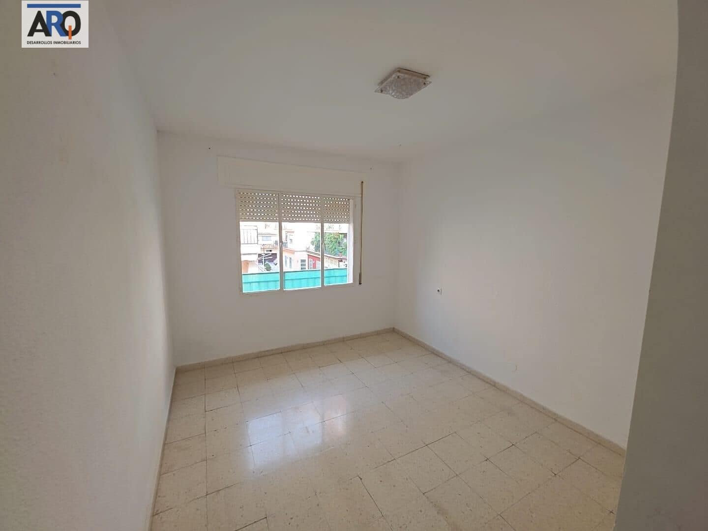 Piso de 4 habitaciones en Fuengirola en venta - 320.000 € (Ref: 9450209)