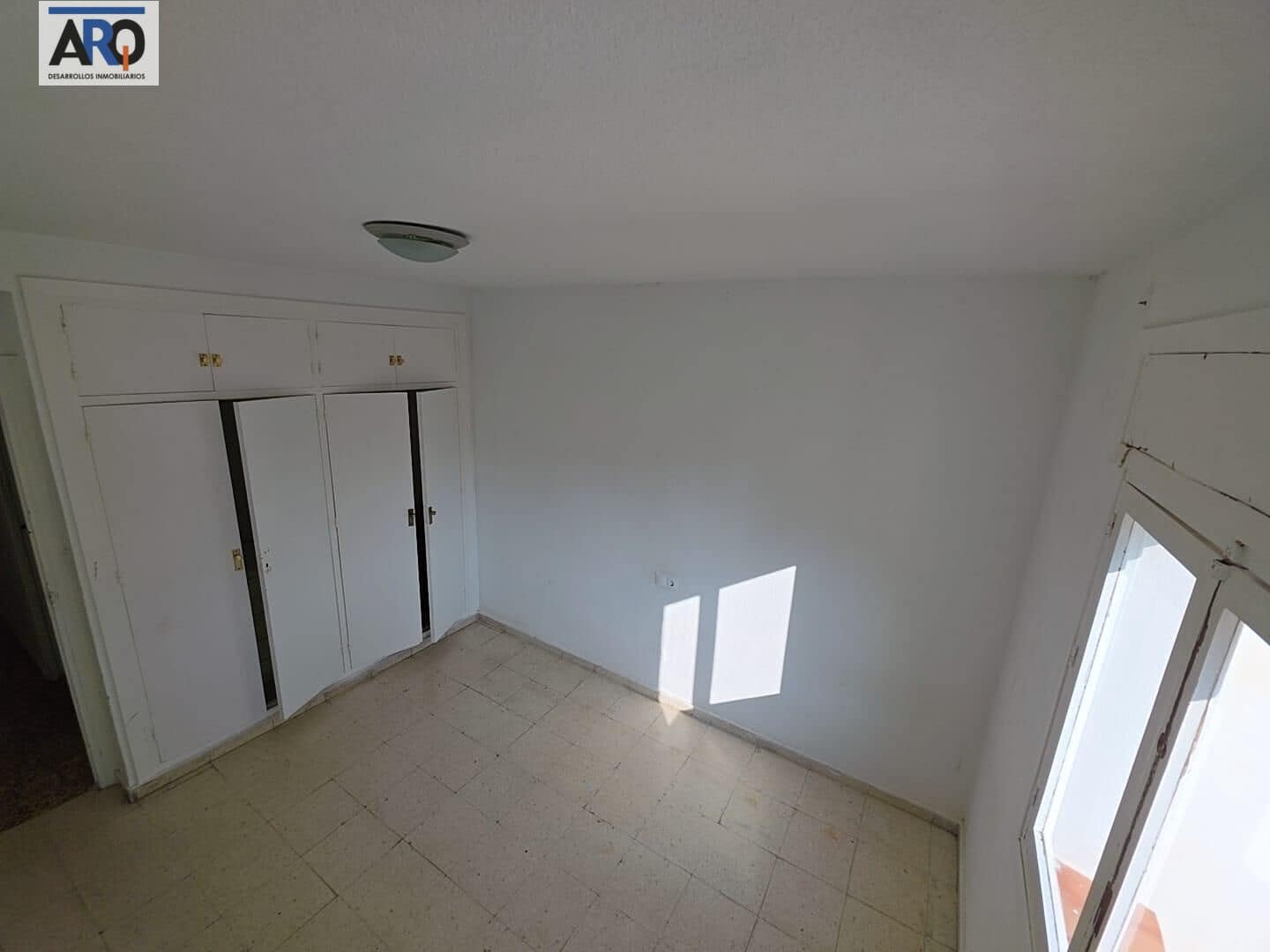 Piso de 4 habitaciones en Fuengirola en venta - 320.000 € (Ref: 9450209)