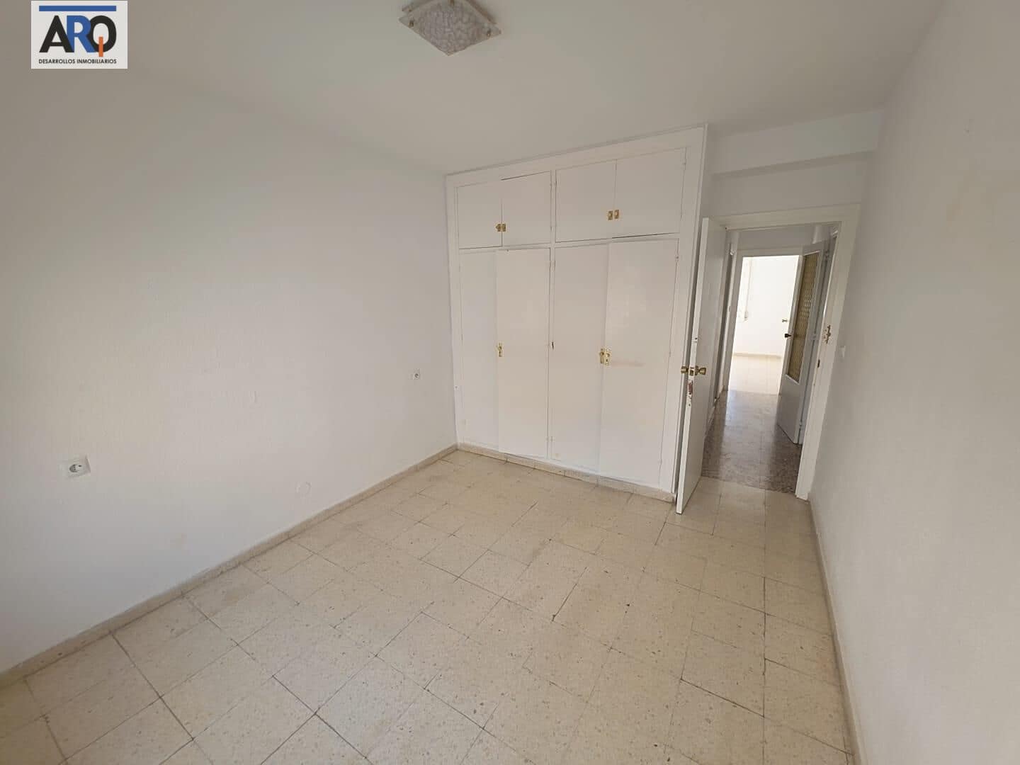 Piso de 4 habitaciones en Fuengirola en venta - 320.000 € (Ref: 9450209)