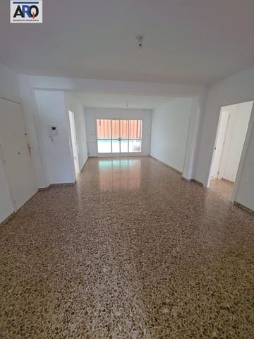 Piso de 4 habitaciones en Fuengirola en venta - 320.000 € (Ref: 9450209)