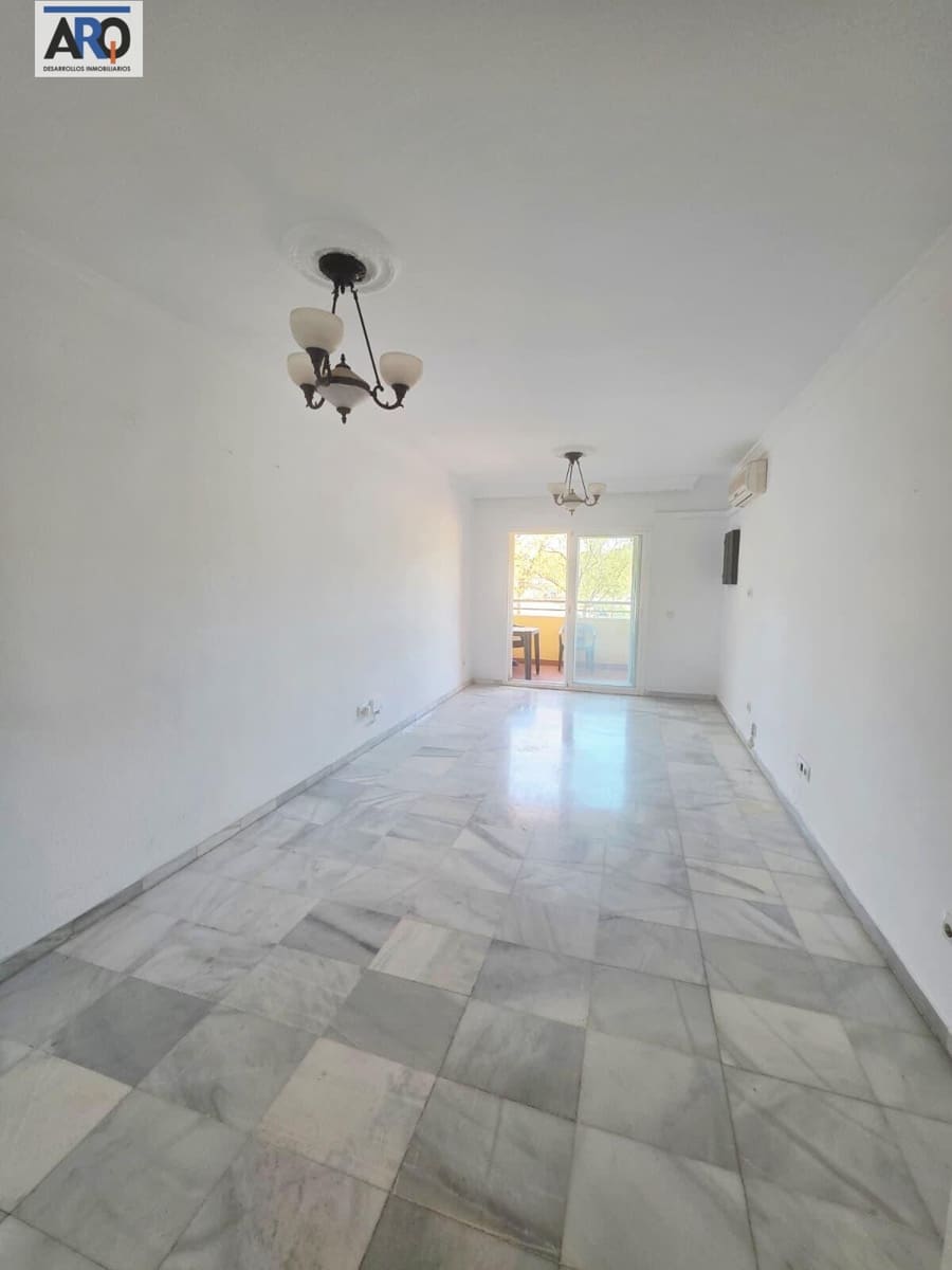 4 chambre Appartement à vendre à Torremolinos avec garage - 325 000 € (Ref: 9974256)