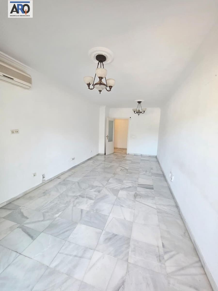 4 chambre Appartement à vendre à Torremolinos avec garage - 325 000 € (Ref: 9974256)