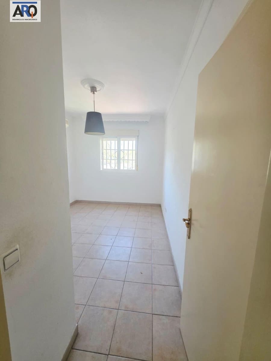 4 chambre Appartement à vendre à Torremolinos avec garage - 325 000 € (Ref: 9974256)