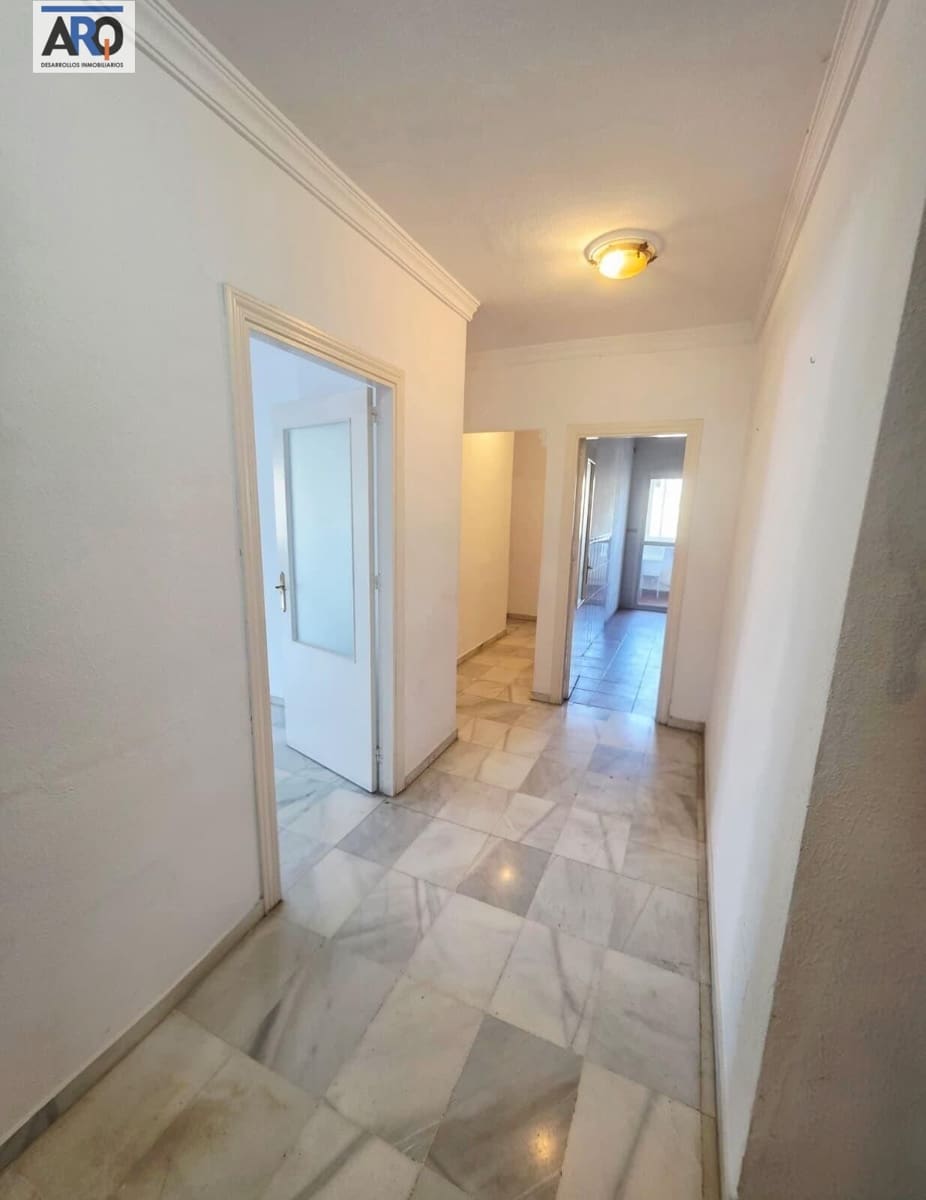 4 chambre Appartement à vendre à Torremolinos avec garage - 325 000 € (Ref: 9974256)
