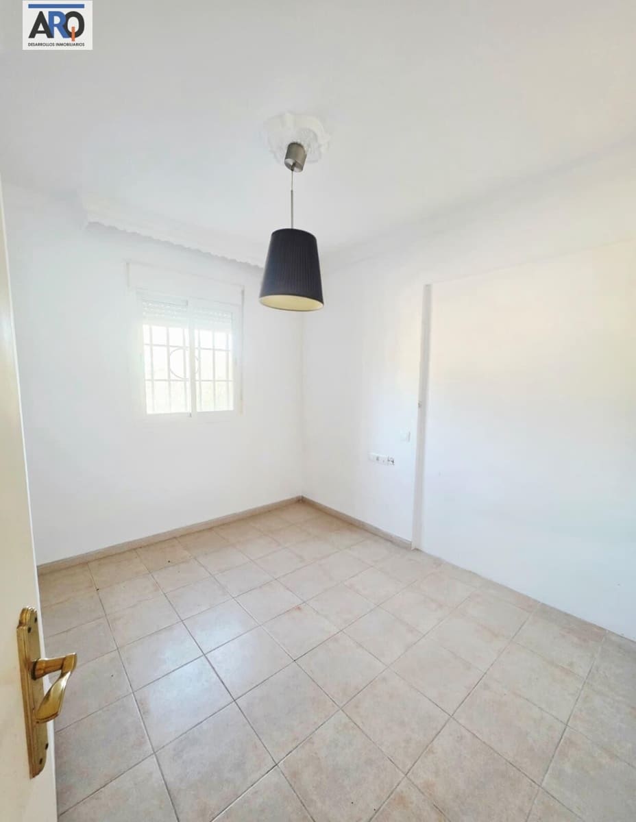 4 chambre Appartement à vendre à Torremolinos avec garage - 325 000 € (Ref: 9974256)