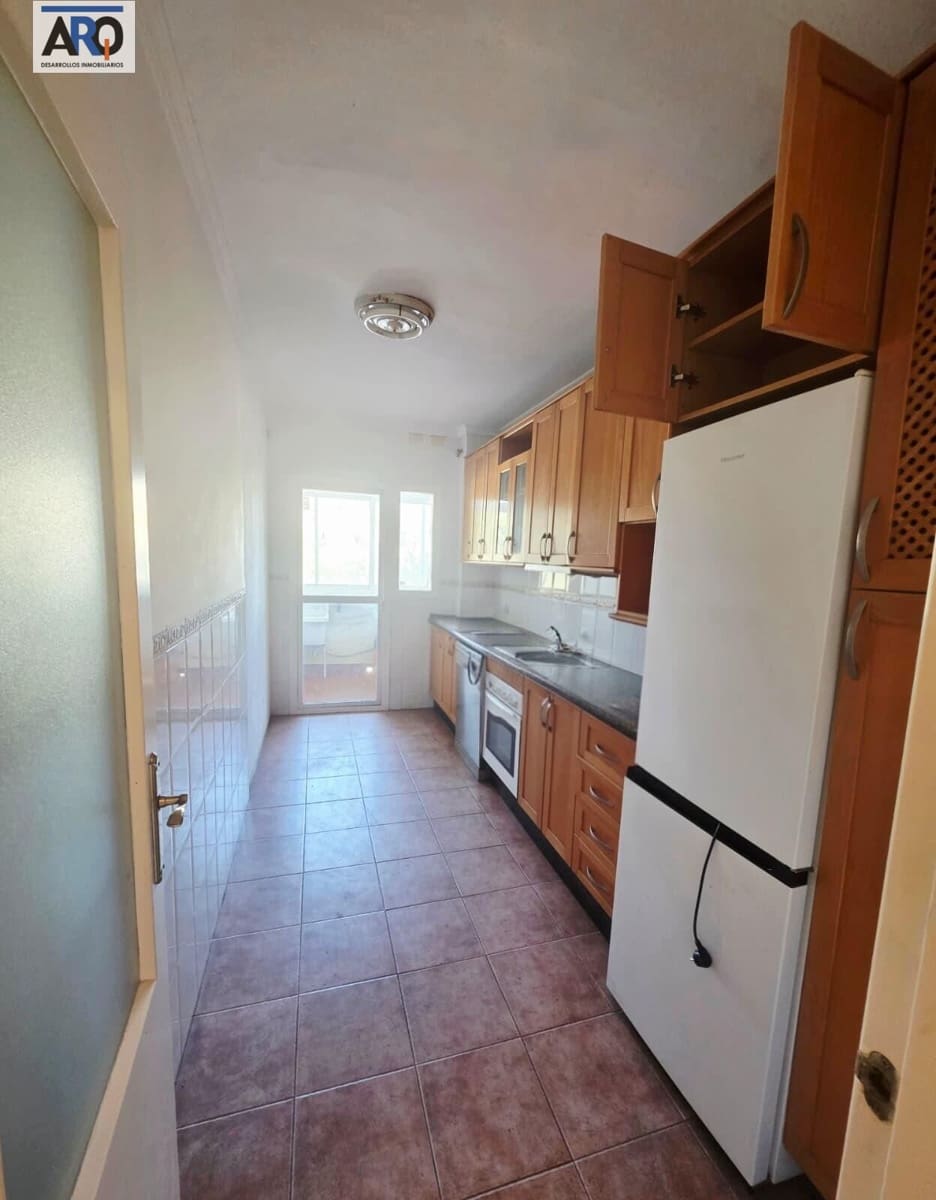 4 chambre Appartement à vendre à Torremolinos avec garage - 325 000 € (Ref: 9974256)