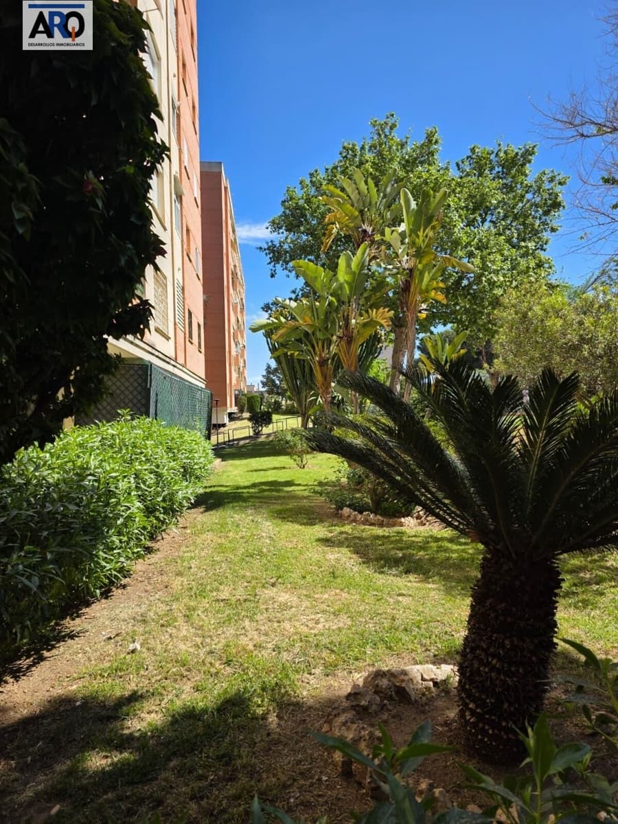 4 chambre Appartement à vendre à Torremolinos avec garage - 325 000 € (Ref: 9974256)
