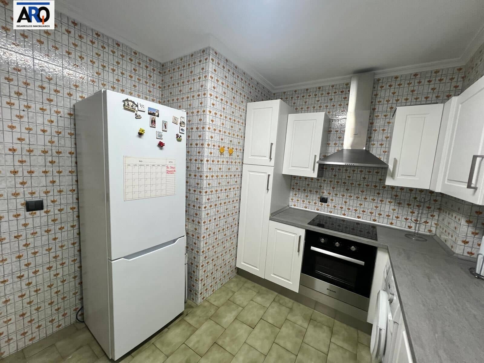 3 sovrum Lägenhet till salu i Malaga stad med garage - 350 000 € (Ref: 9974259)