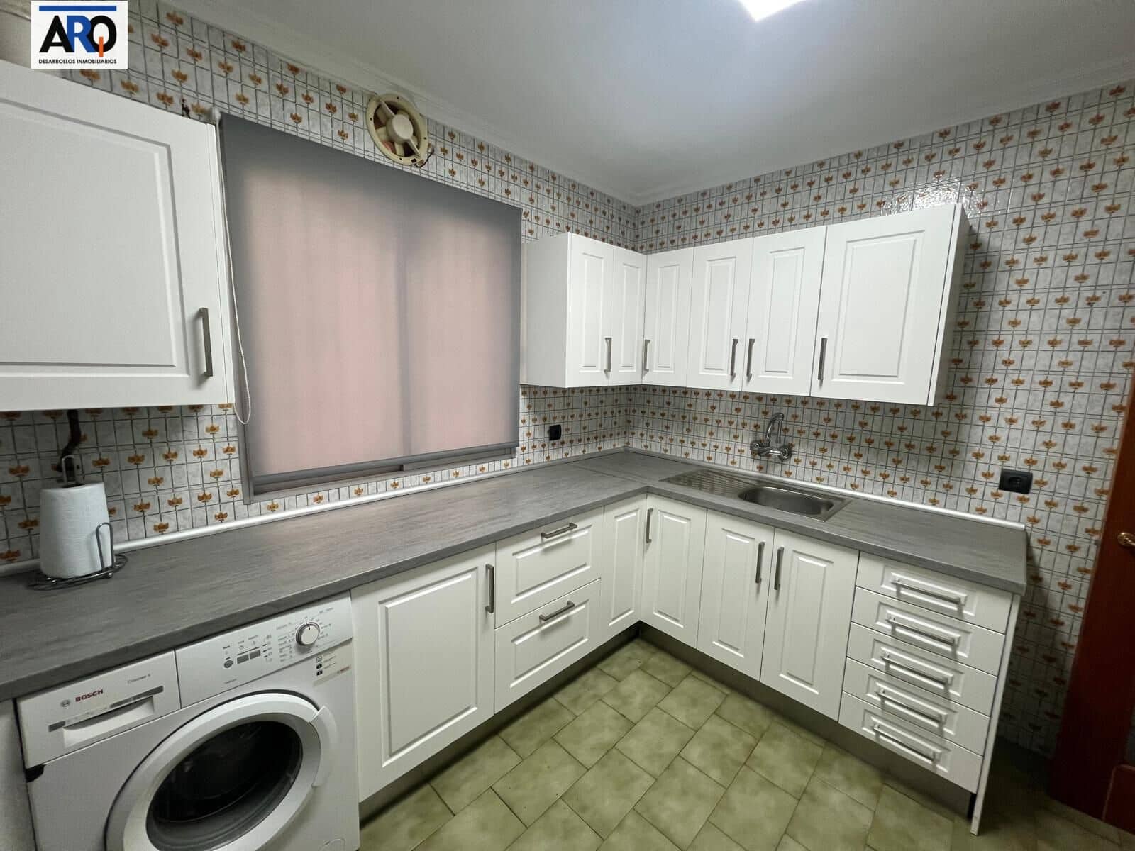 3 sovrum Lägenhet till salu i Malaga stad med garage - 350 000 € (Ref: 9974259)