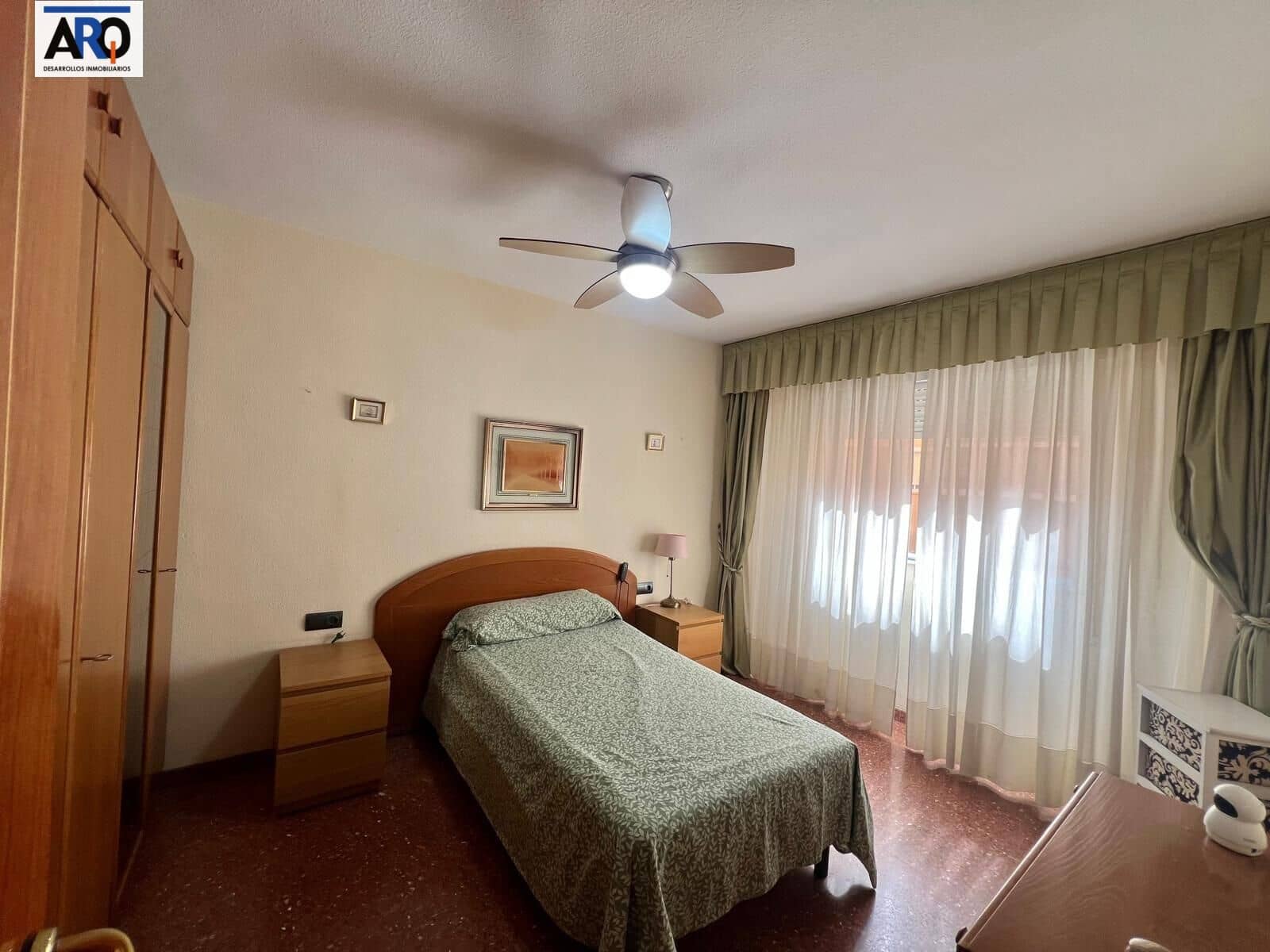3 sovrum Lägenhet till salu i Malaga stad med garage - 350 000 € (Ref: 9974259)