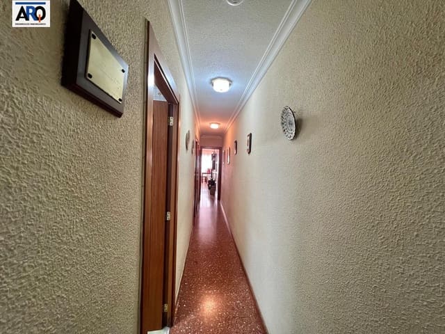 3 slaapkamer Flat te koop in Málaga stad met garage - € 350.000 (Ref: 9974259)
