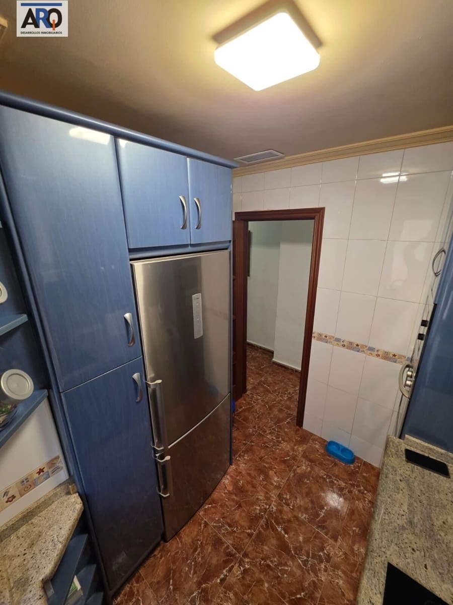 3 soveværelse Lejlighed til salg i Malaga by - € 354.000 (Ref: 9974260)