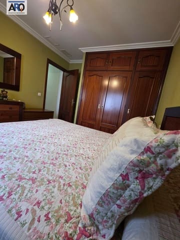 3 soveværelse Lejlighed til salg i La Trinidad, Málaga by - € 354.000 (Ref: 9974260)
