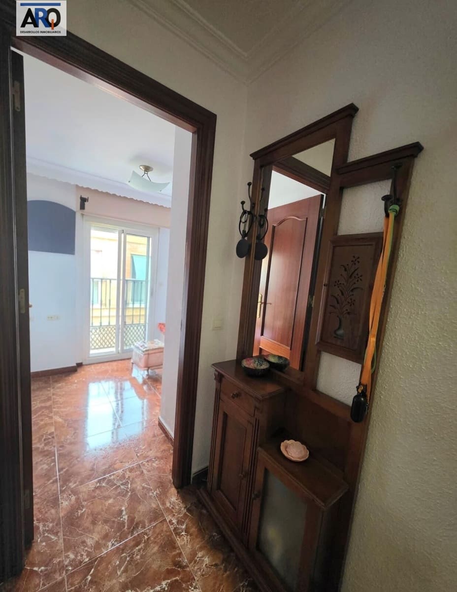 3 soveværelse Lejlighed til salg i Malaga by - € 354.000 (Ref: 9974260)