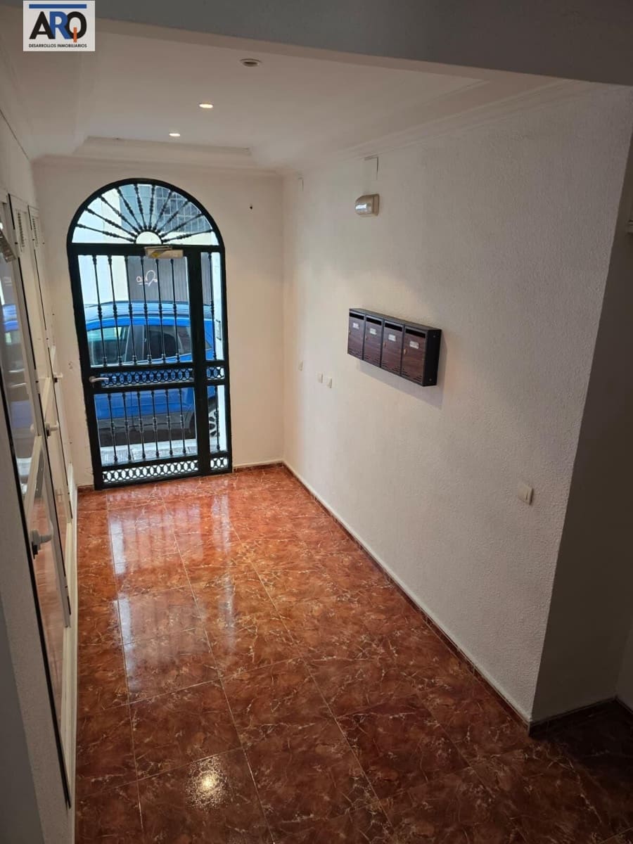 3 soveværelse Lejlighed til salg i Malaga by - € 354.000 (Ref: 9974260)