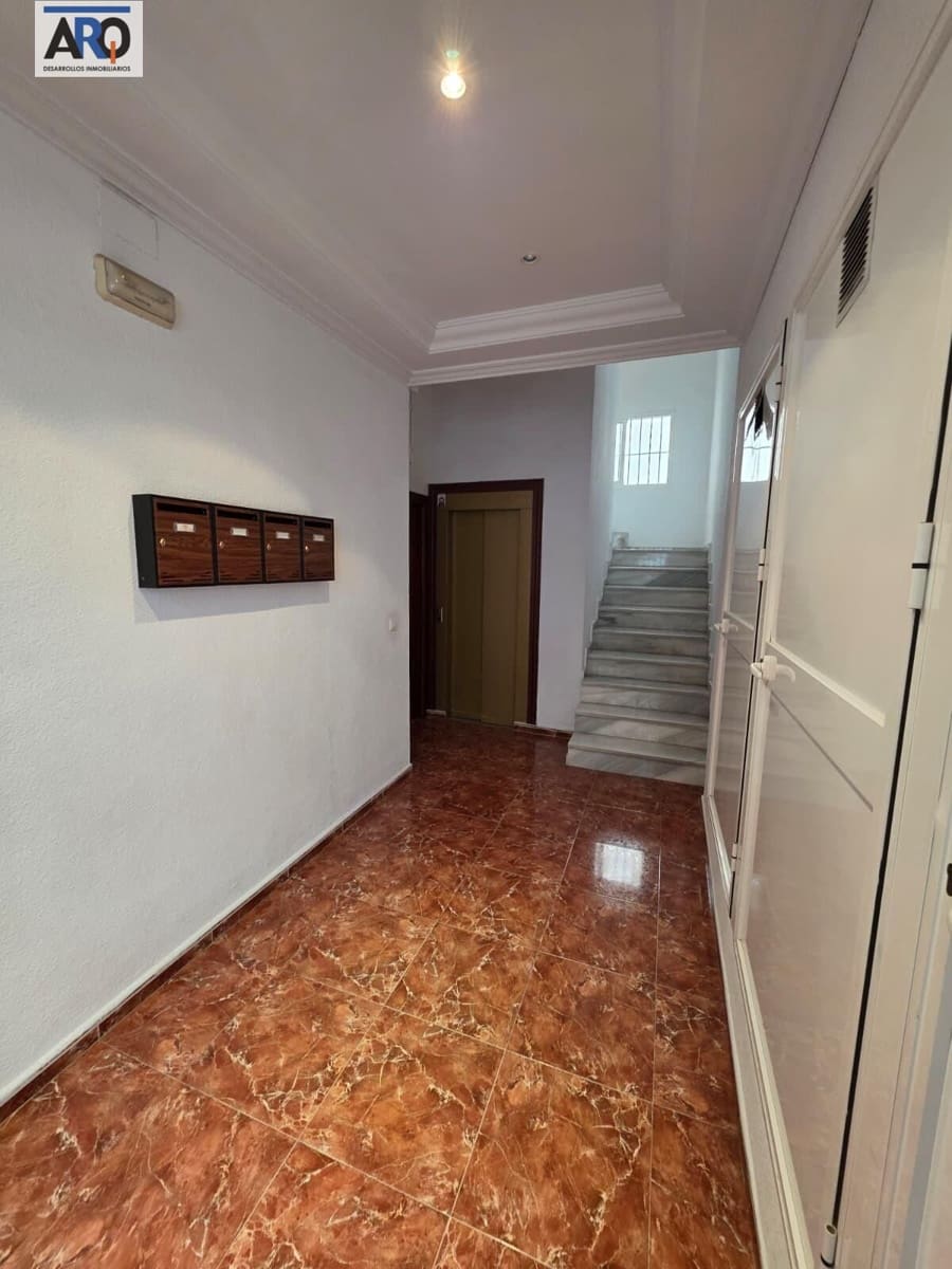 3 soveværelse Lejlighed til salg i Malaga by - € 354.000 (Ref: 9974260)
