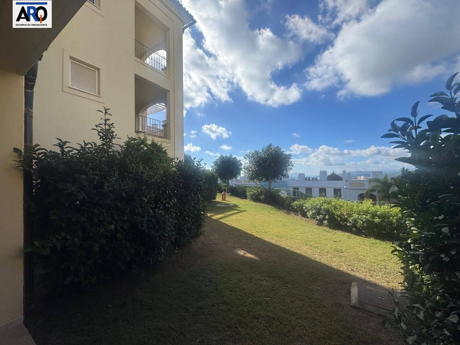Apartamento de 1 habitación en Manilva en venta con piscina garaje - 100.000 € (Ref: 9978785)