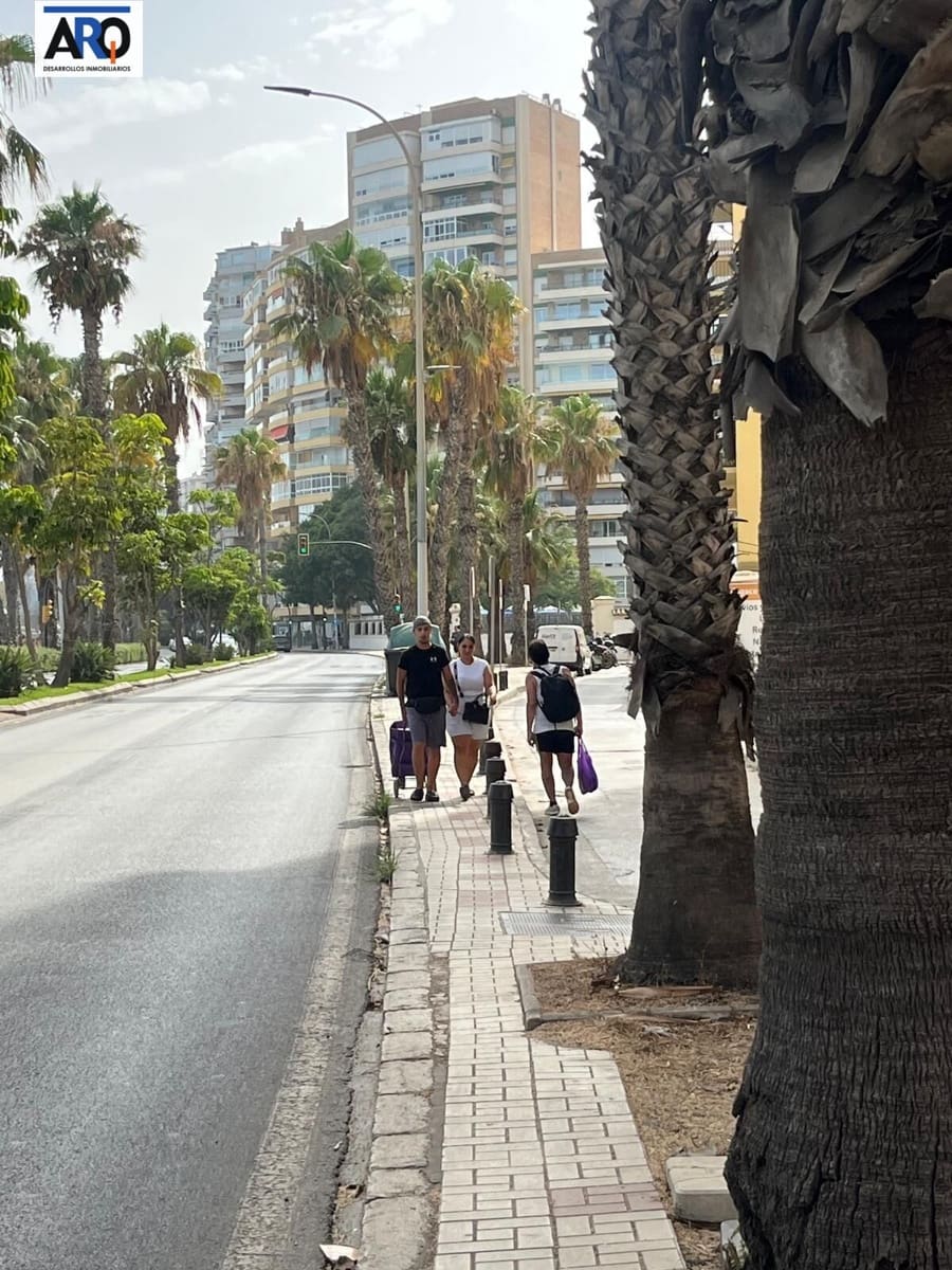 3 sovrum Lägenhet till salu i Malaga stad med garage - 810 000 € (Ref: 9978788)