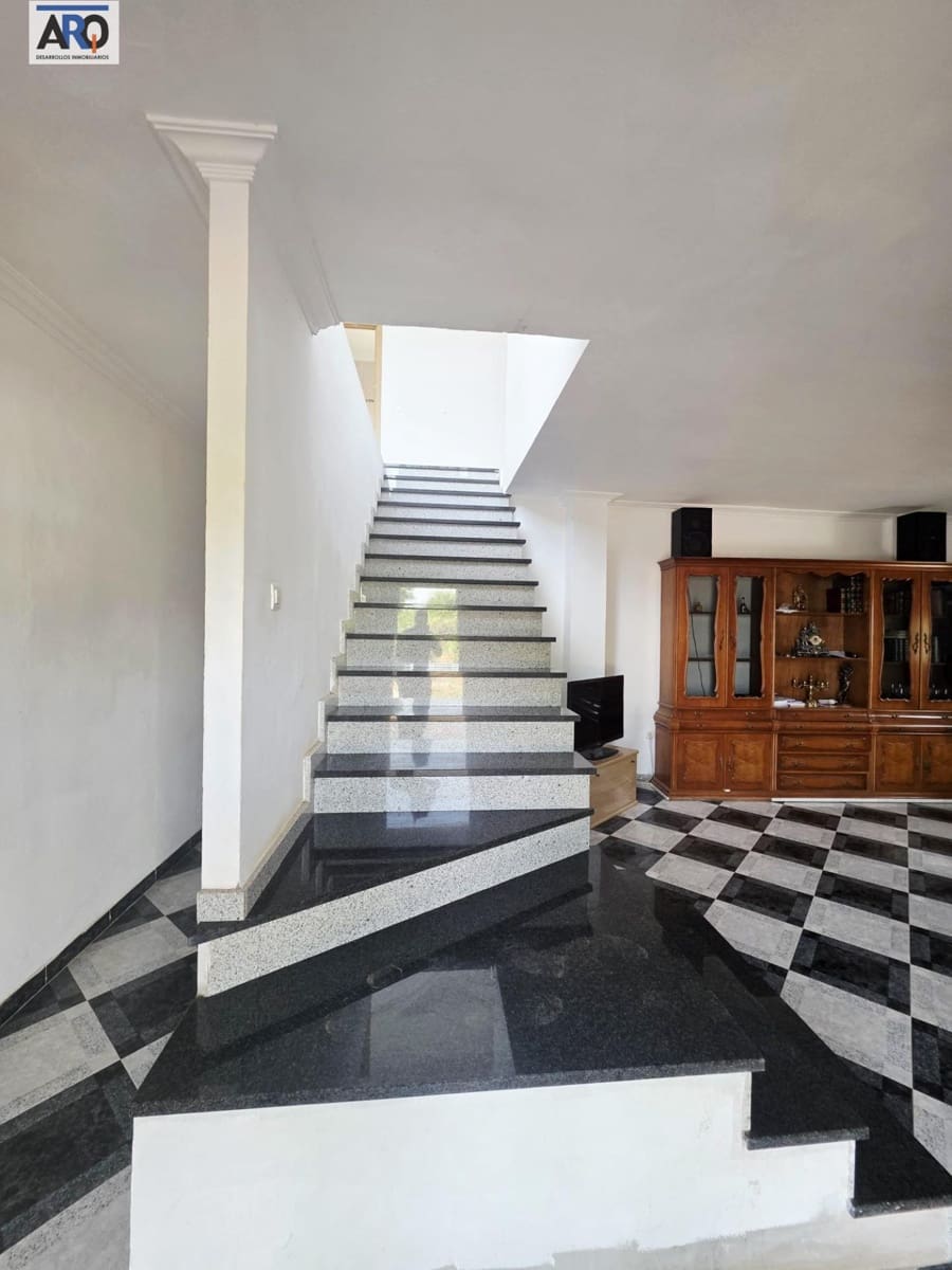 7 sypialnia Willa na sprzedaż w Comares z garażem - 399 000 € (Ref: 9978792)