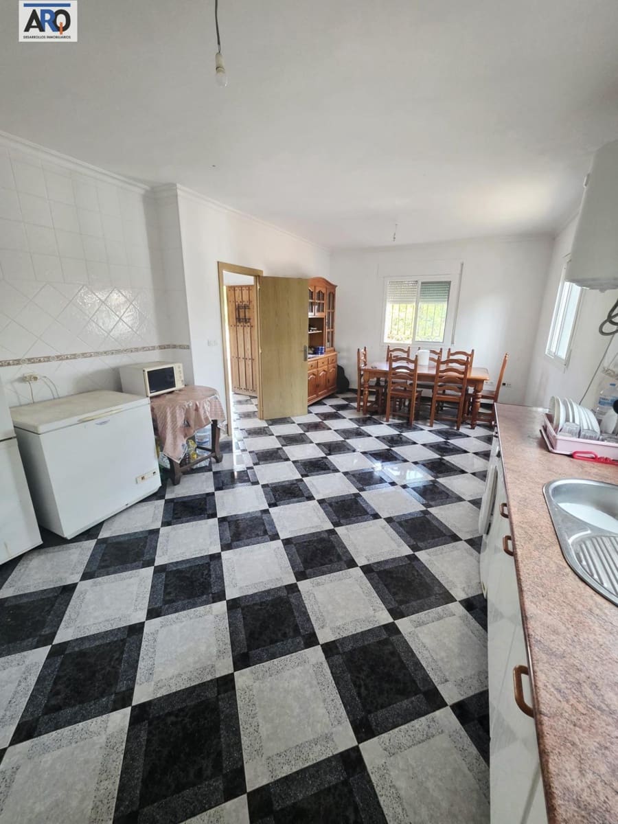7 sypialnia Willa na sprzedaż w Comares z garażem - 399 000 € (Ref: 9978792)