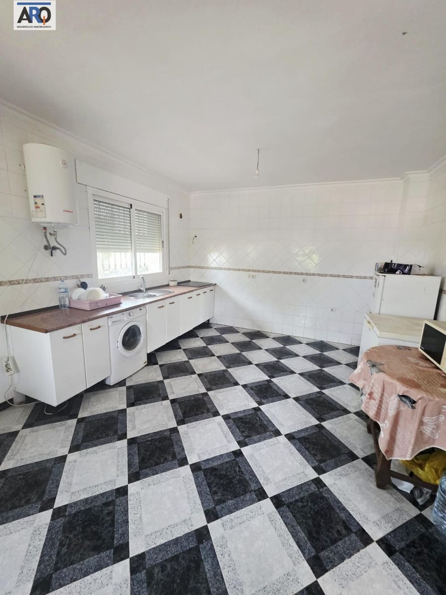 7 sypialnia Willa na sprzedaż w Comares z garażem - 399 000 € (Ref: 9978792)