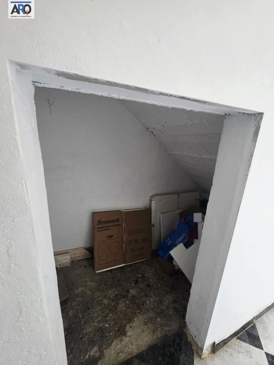 7 sypialnia Willa na sprzedaż w Comares z garażem - 399 000 € (Ref: 9978792)