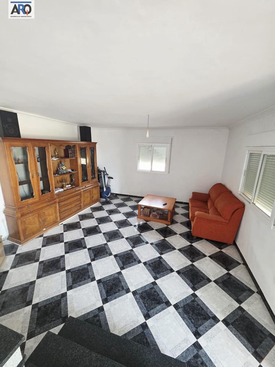 7 sypialnia Willa na sprzedaż w Comares z garażem - 399 000 € (Ref: 9978792)