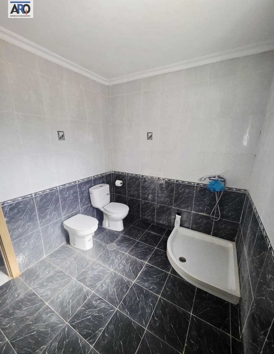 7 sypialnia Willa na sprzedaż w Comares z garażem - 399 000 € (Ref: 9978792)
