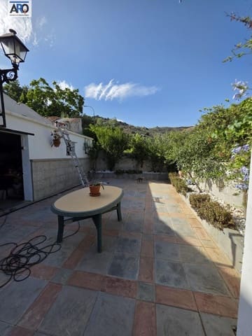5 bedroom Finca/Country House for sale in Almogía with garage - € 260,000 (Ref: 9978793)
