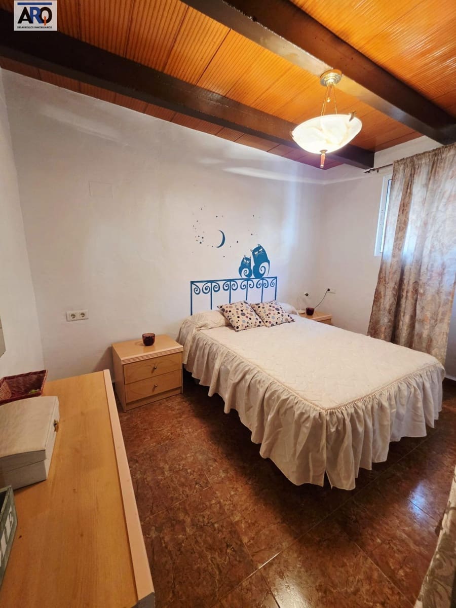 5 bedroom Finca/Country House for sale in Almogia with garage - € 260,000 (Ref: 9978793)