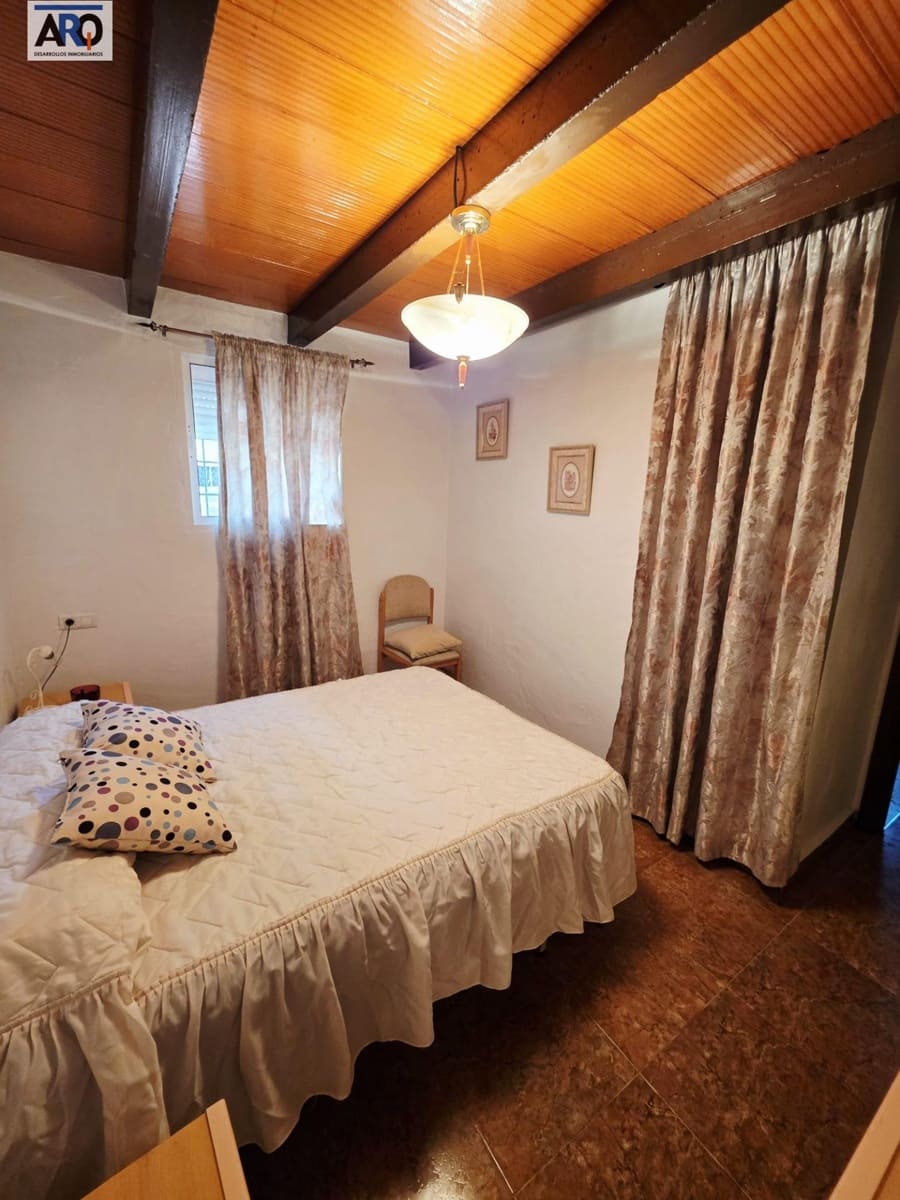 5 bedroom Finca/Country House for sale in Almogia with garage - € 260,000 (Ref: 9978793)