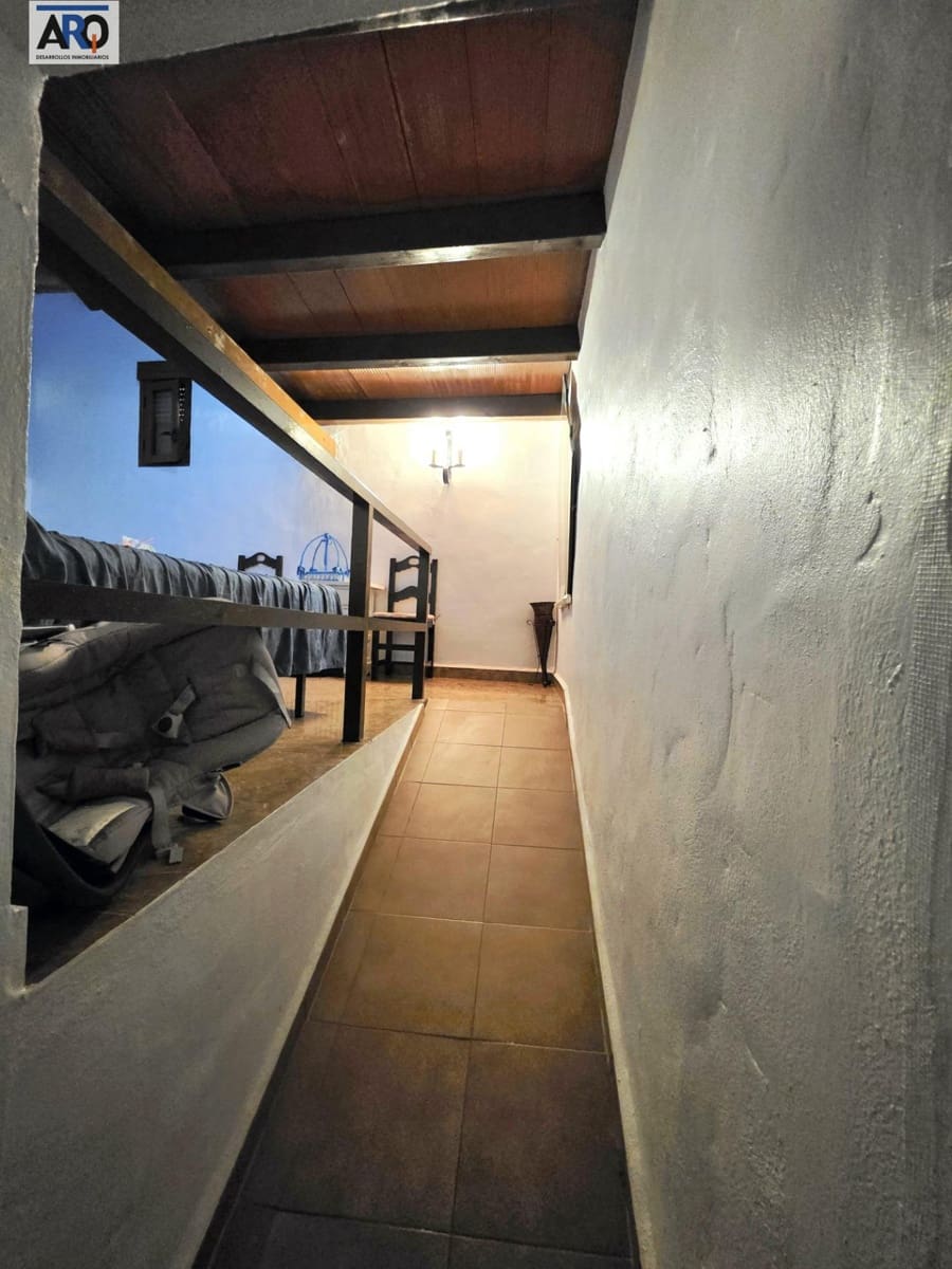 5 bedroom Finca/Country House for sale in Almogia with garage - € 260,000 (Ref: 9978793)
