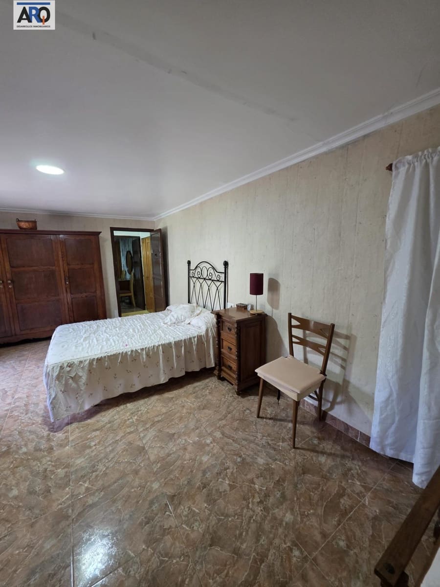5 bedroom Finca/Country House for sale in Almogia with garage - € 260,000 (Ref: 9978793)