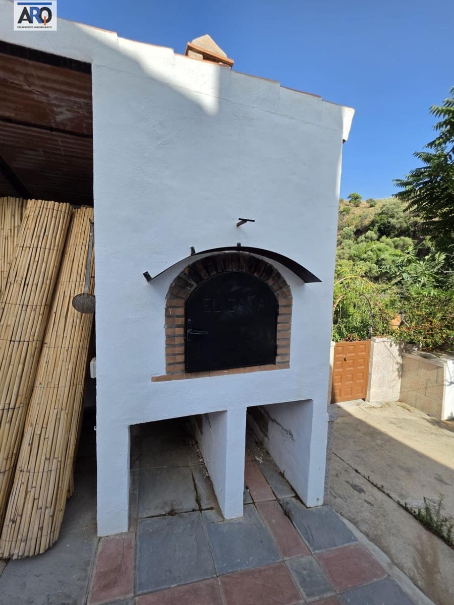 5 bedroom Finca/Country House for sale in Almogia with garage - € 260,000 (Ref: 9978793)
