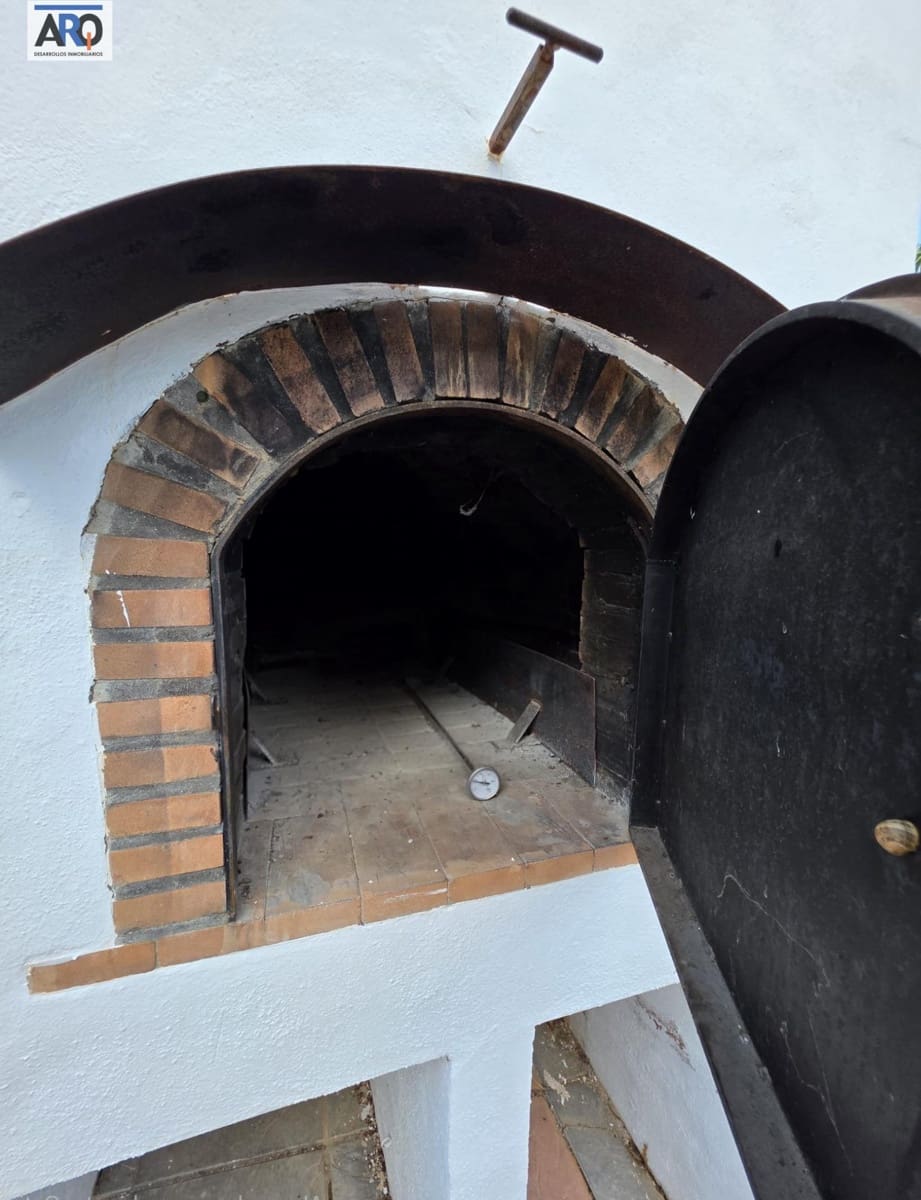 5 bedroom Finca/Country House for sale in Almogia with garage - € 260,000 (Ref: 9978793)